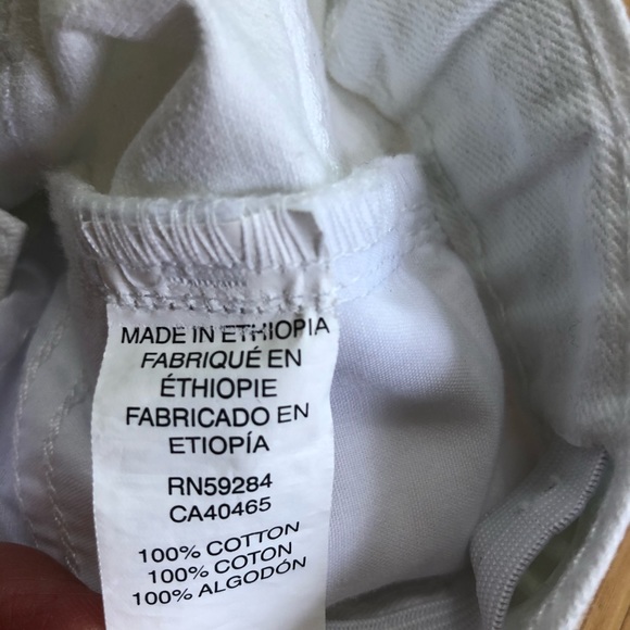 Children’s Place girl’s white shorts. - Picture 5 of 7